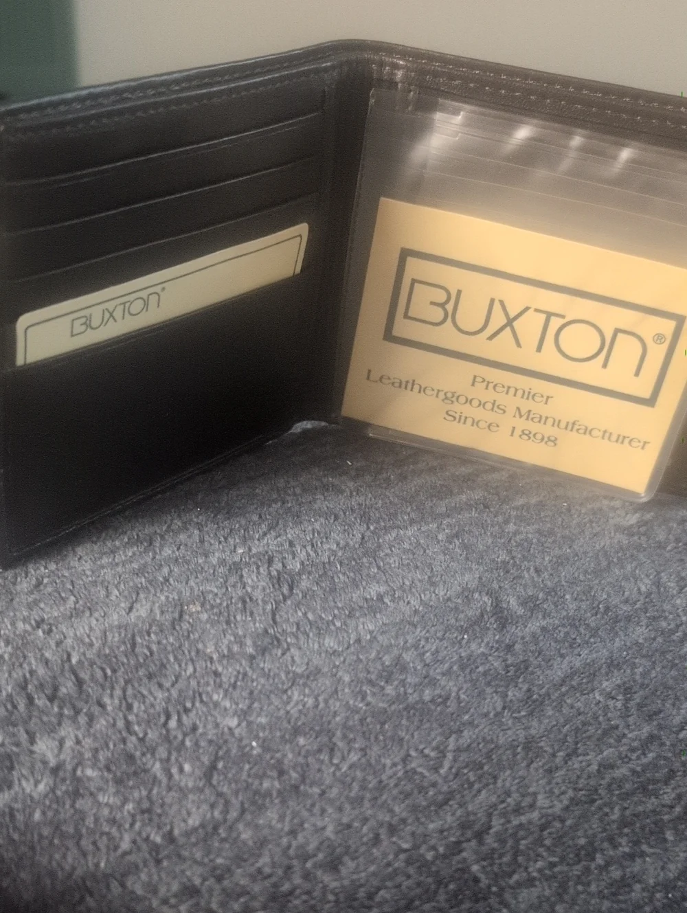 Buxton classic brown